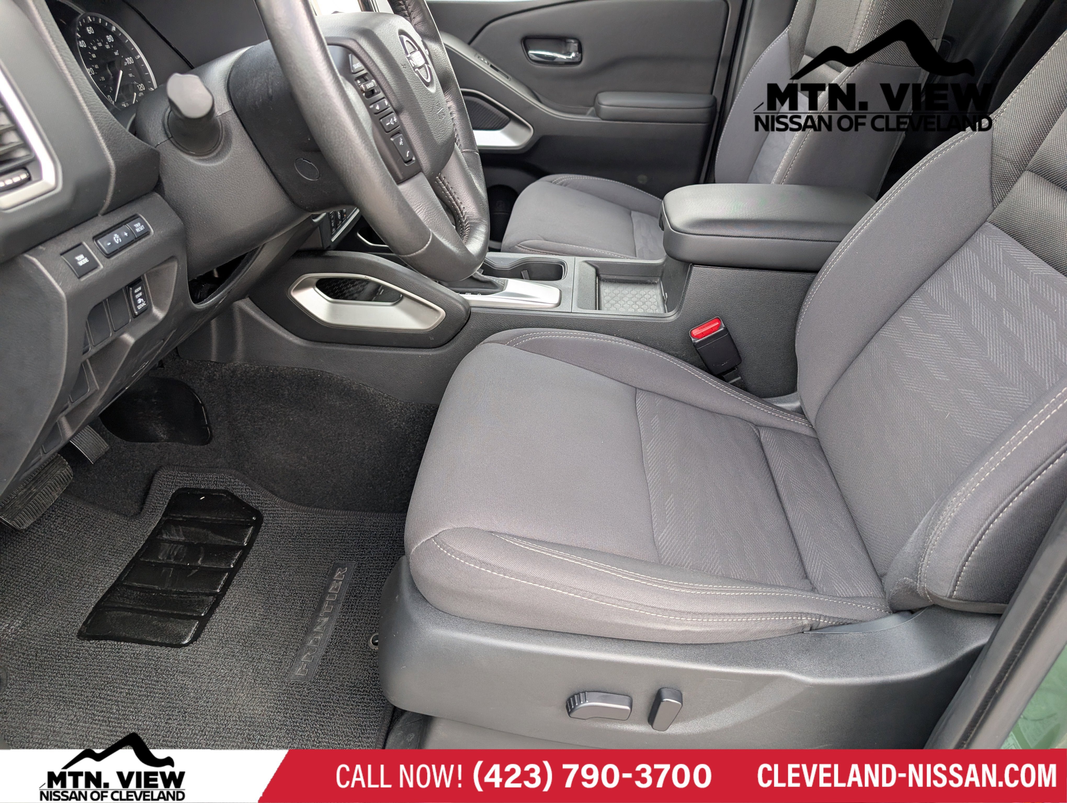 2024 Nissan Frontier SV