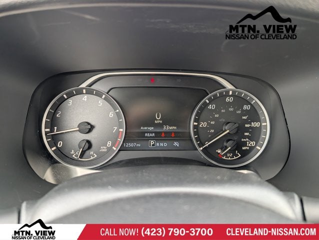 2024 Nissan Frontier SV