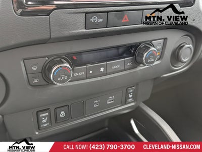 2024 Nissan Frontier SL