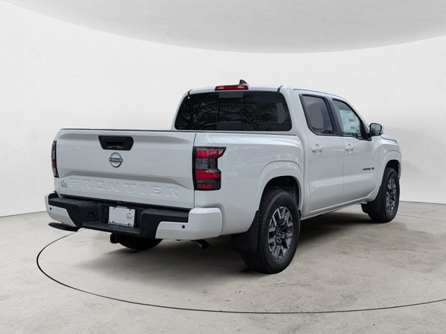 2027 Nissan Frontier SV