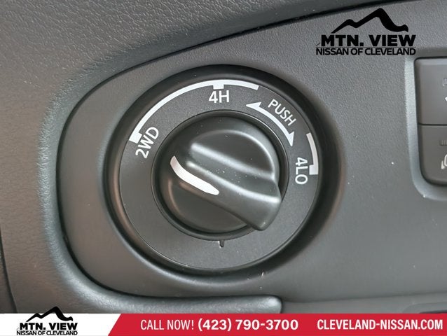 2024 Nissan Frontier SL