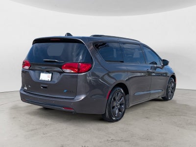2020 Chrysler Pacifica Hybrid Limited
