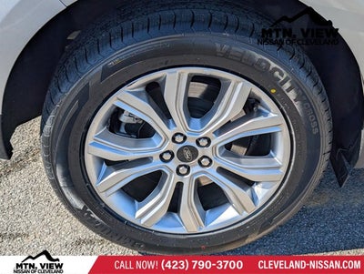 2024 Ford Edge Titanium