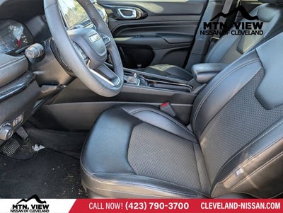 2023 Jeep Compass Altitude