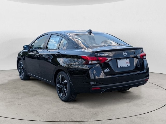 2025 Nissan Versa SR