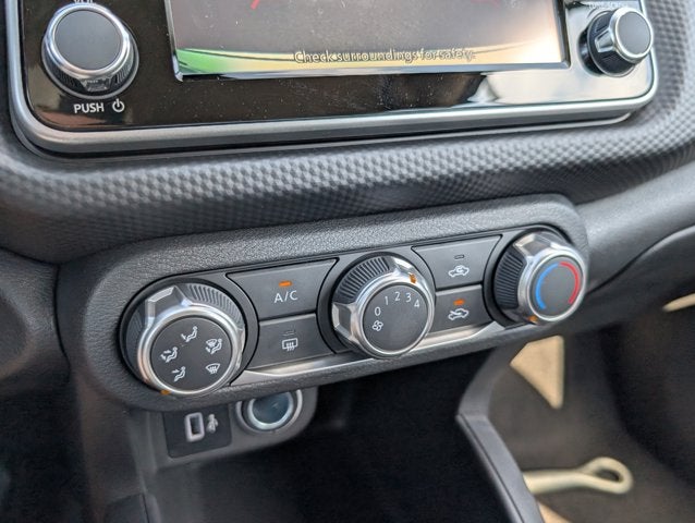 2025 Nissan Kicks Play S