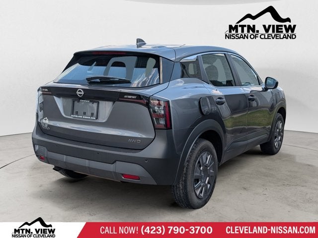 2025 Nissan Kicks S