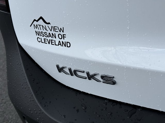 2026 Nissan Kicks SV