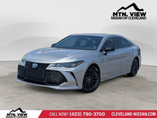 2019 Toyota Avalon Hybrid XSE