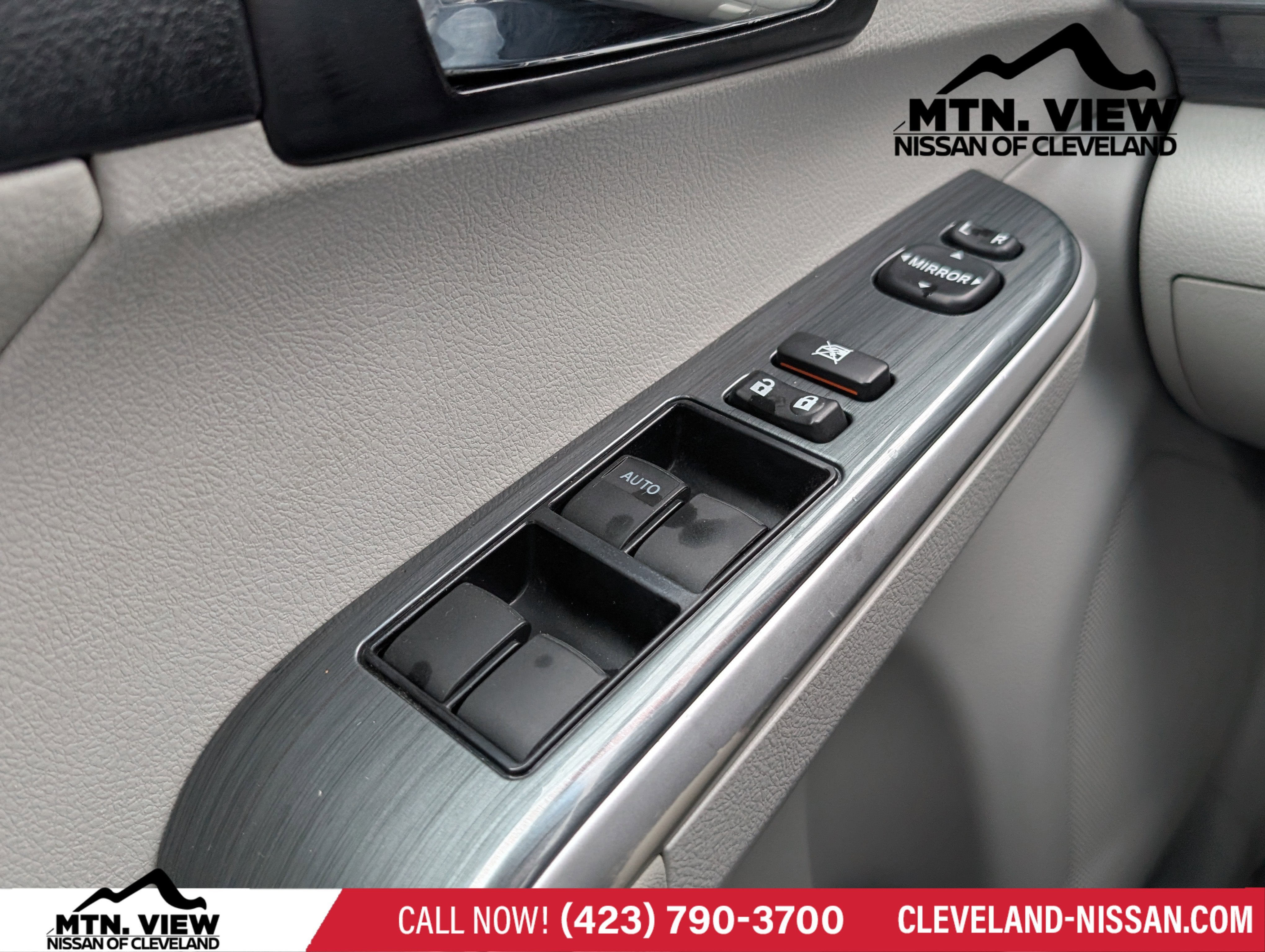 2012 Toyota Camry Hybrid LE