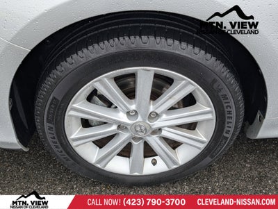 2012 Toyota Camry Hybrid LE