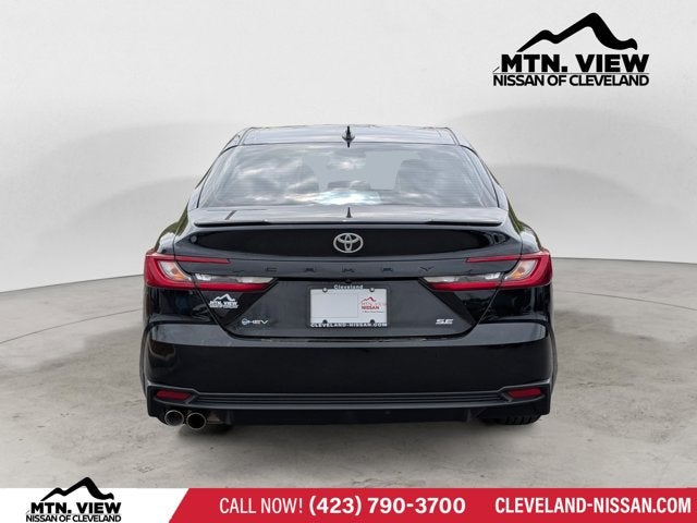 2025 Toyota Camry SE