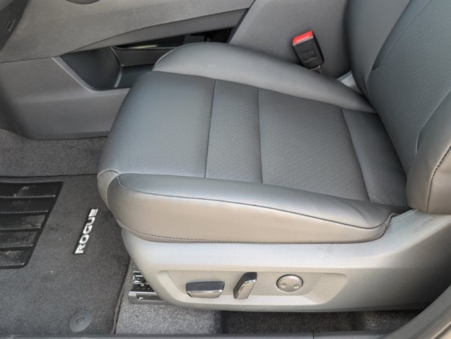 2027 Nissan Rogue Dark Armor