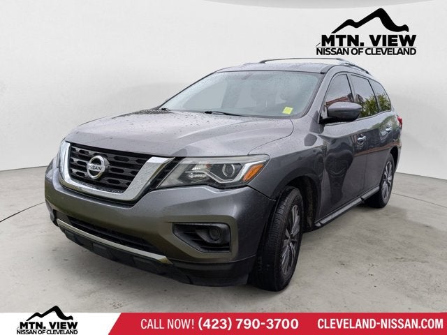 2020 Nissan Pathfinder S