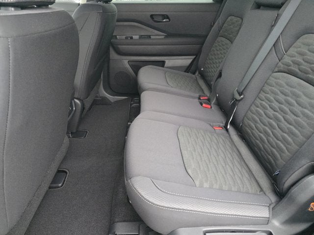 2026 Nissan Pathfinder S