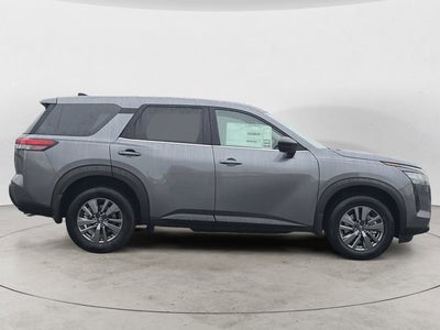 2026 Nissan Pathfinder S