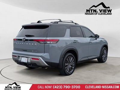 2024 Nissan Pathfinder SL
