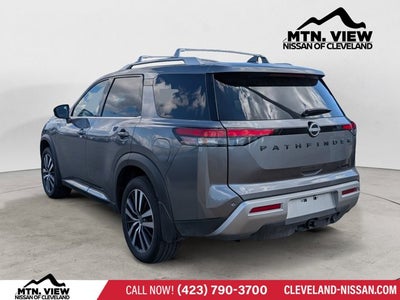 2025 Nissan Pathfinder Platinum