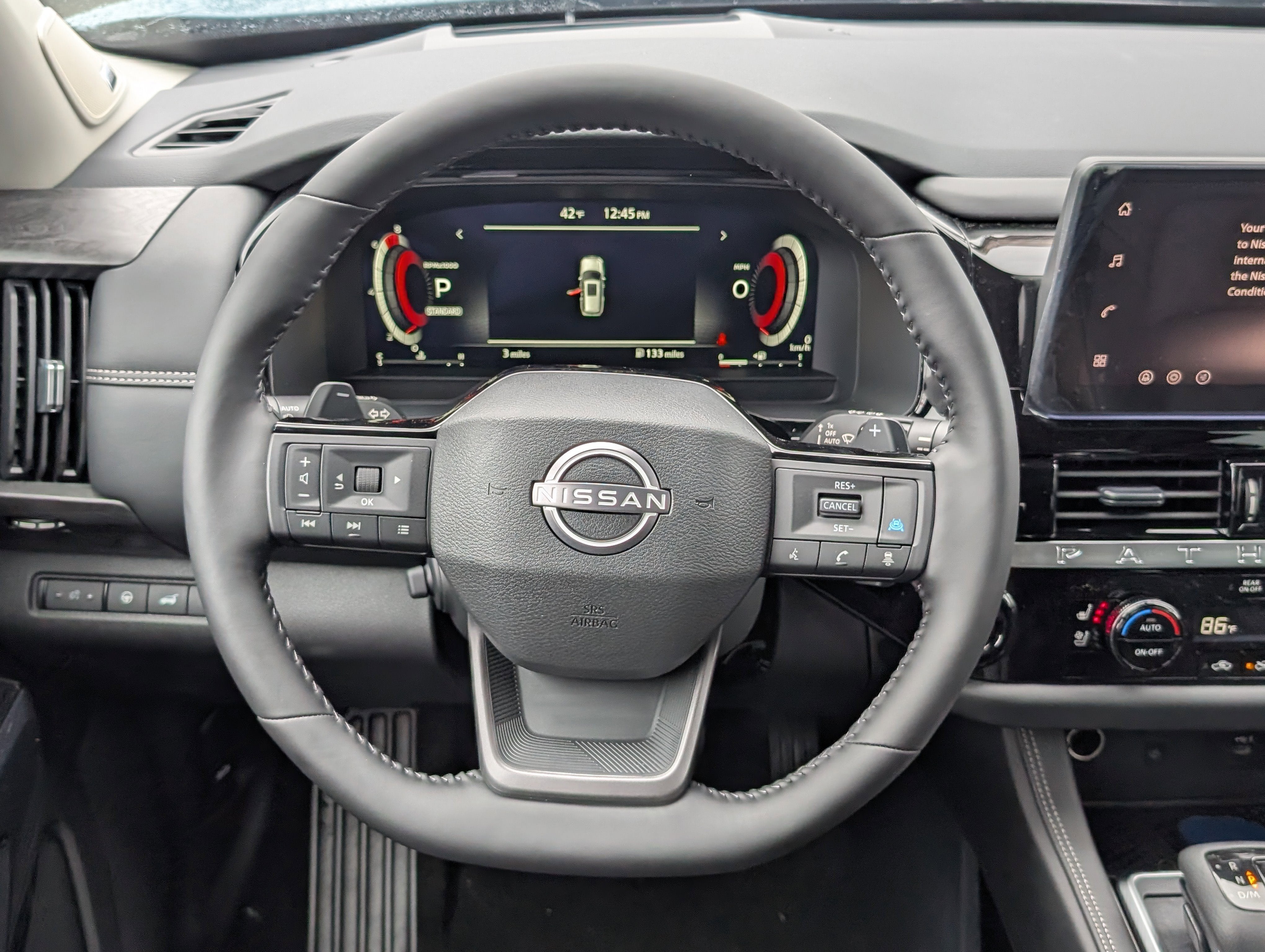 2026 Nissan Pathfinder Platinum