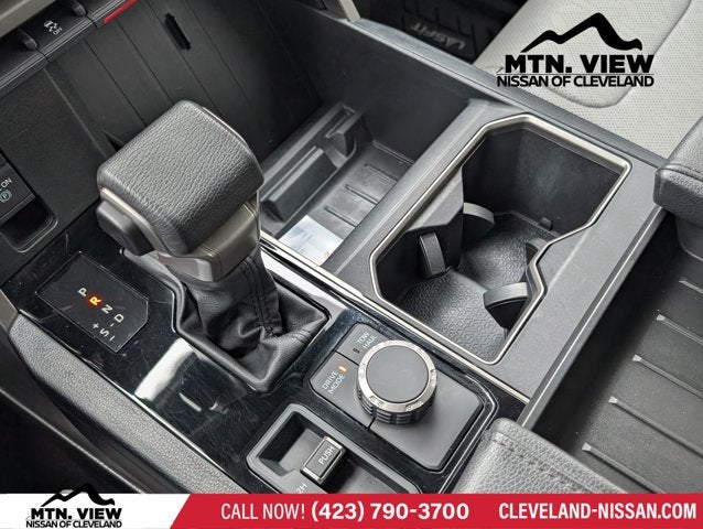 2024 Toyota Tundra 4WD SR5