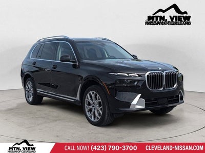 2025 BMW X7 xDrive40i