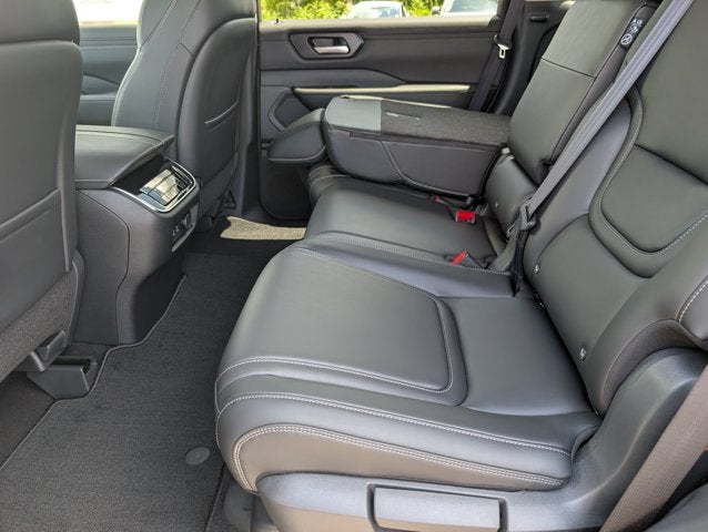 2026 Nissan Armada SV
