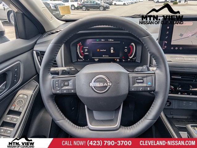 2025 Nissan Rogue Platinum