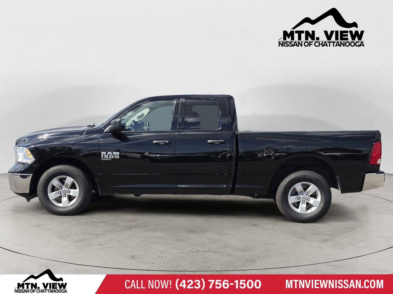 2024 RAM 1500 Classic SLT