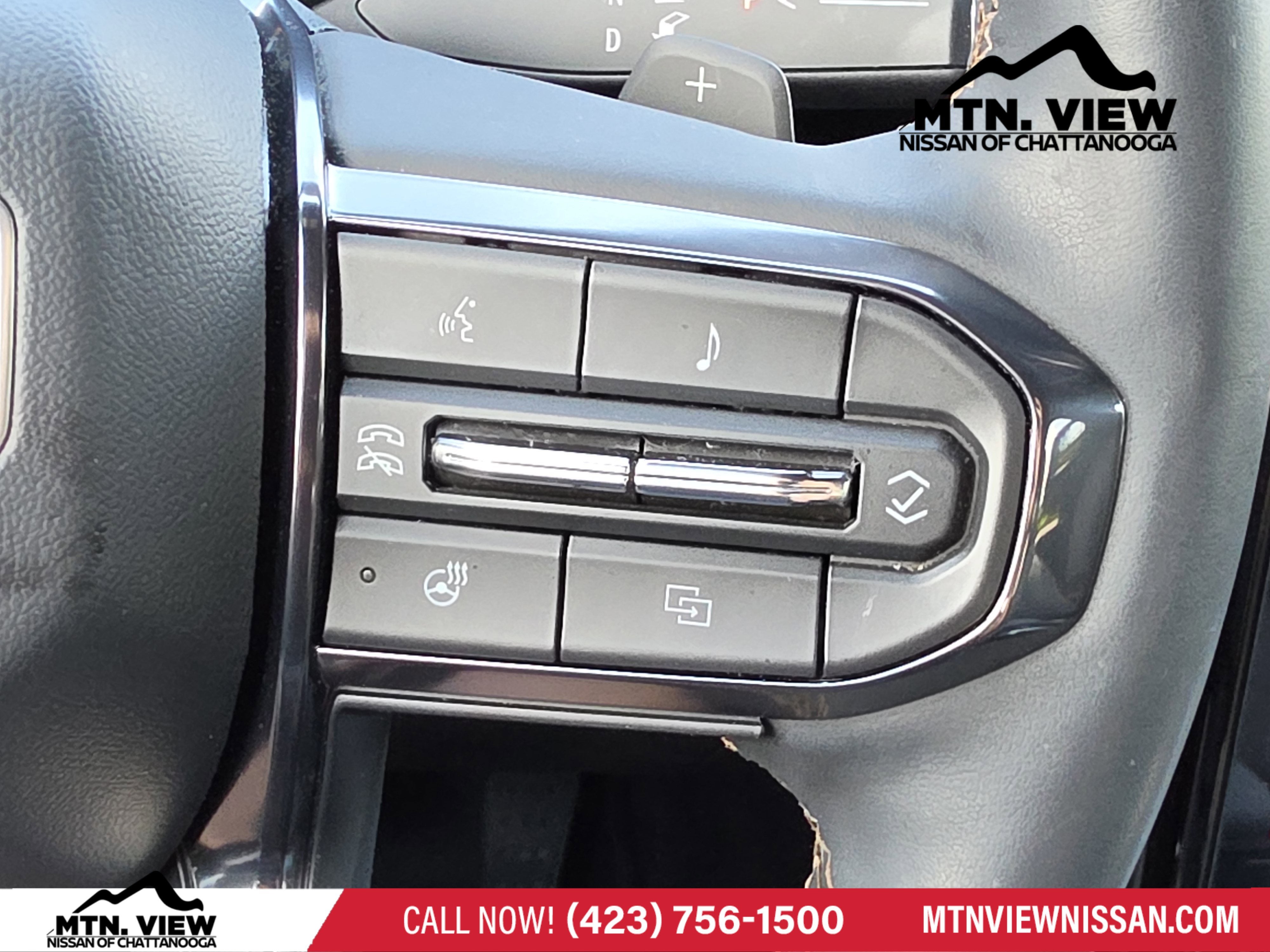 2025 GMC Acadia AWD AT4