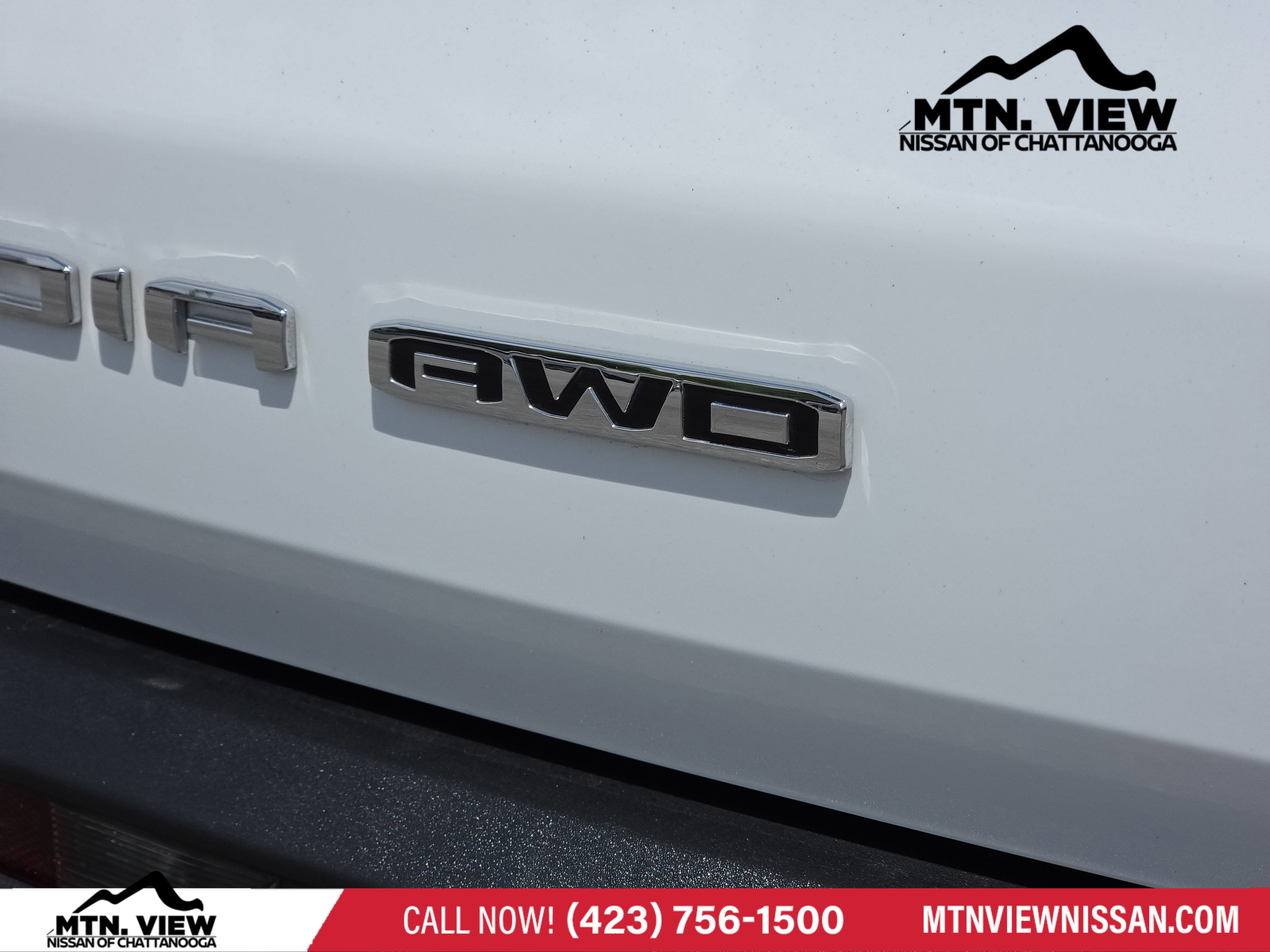 2025 GMC Acadia AWD AT4