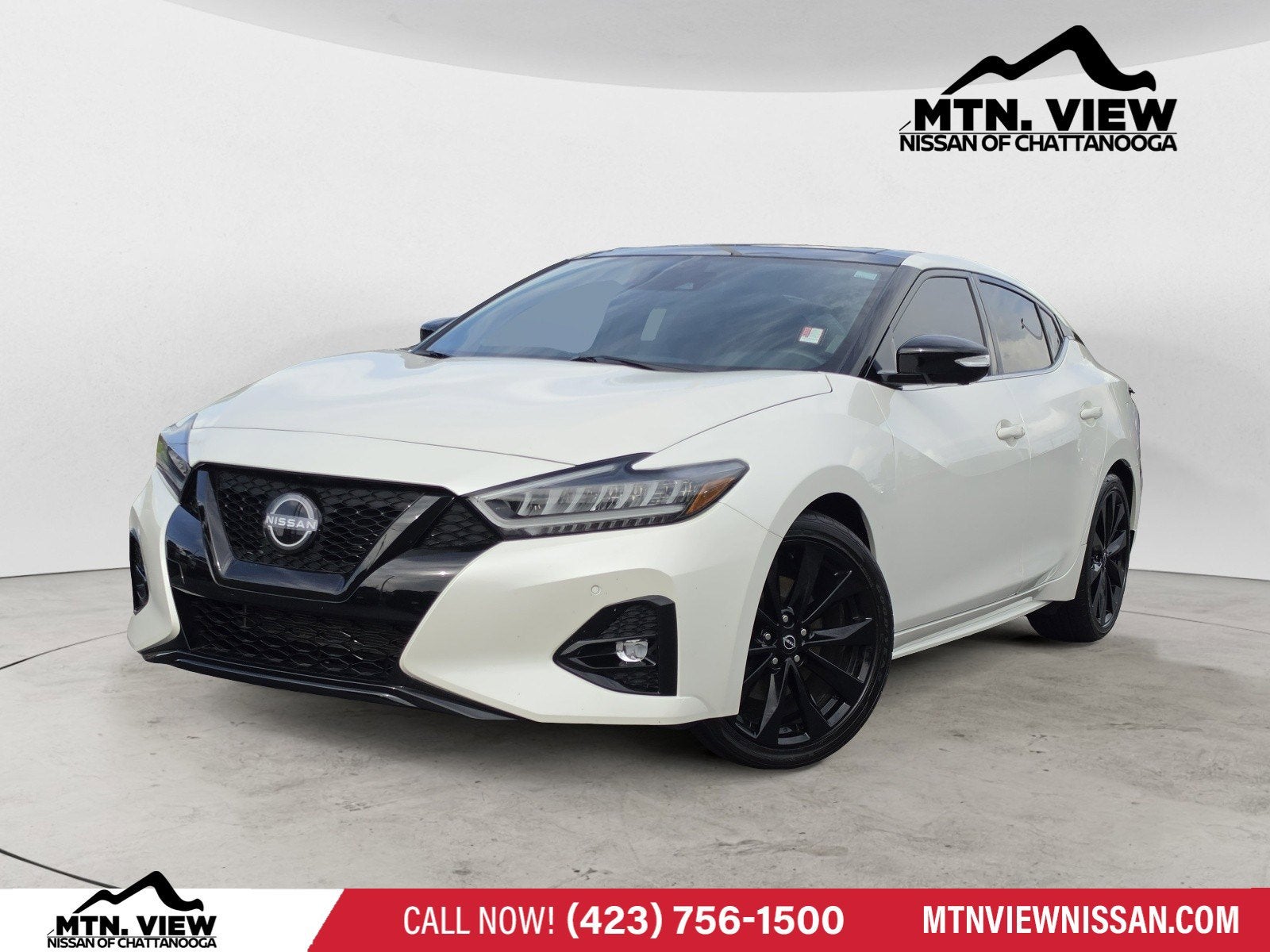 2023 Nissan Maxima SR