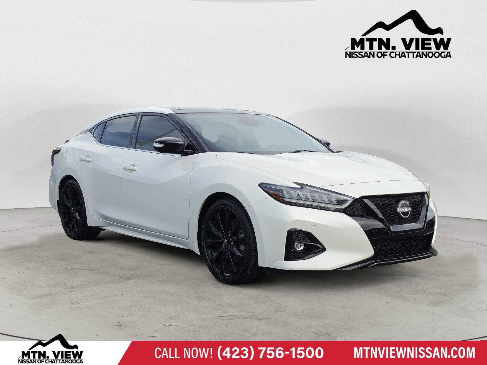 2023 Nissan Maxima SR