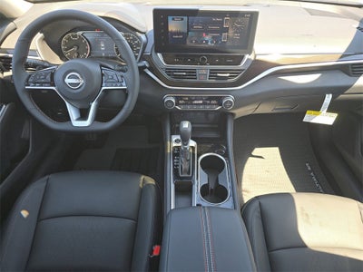 2025 Nissan Altima SR