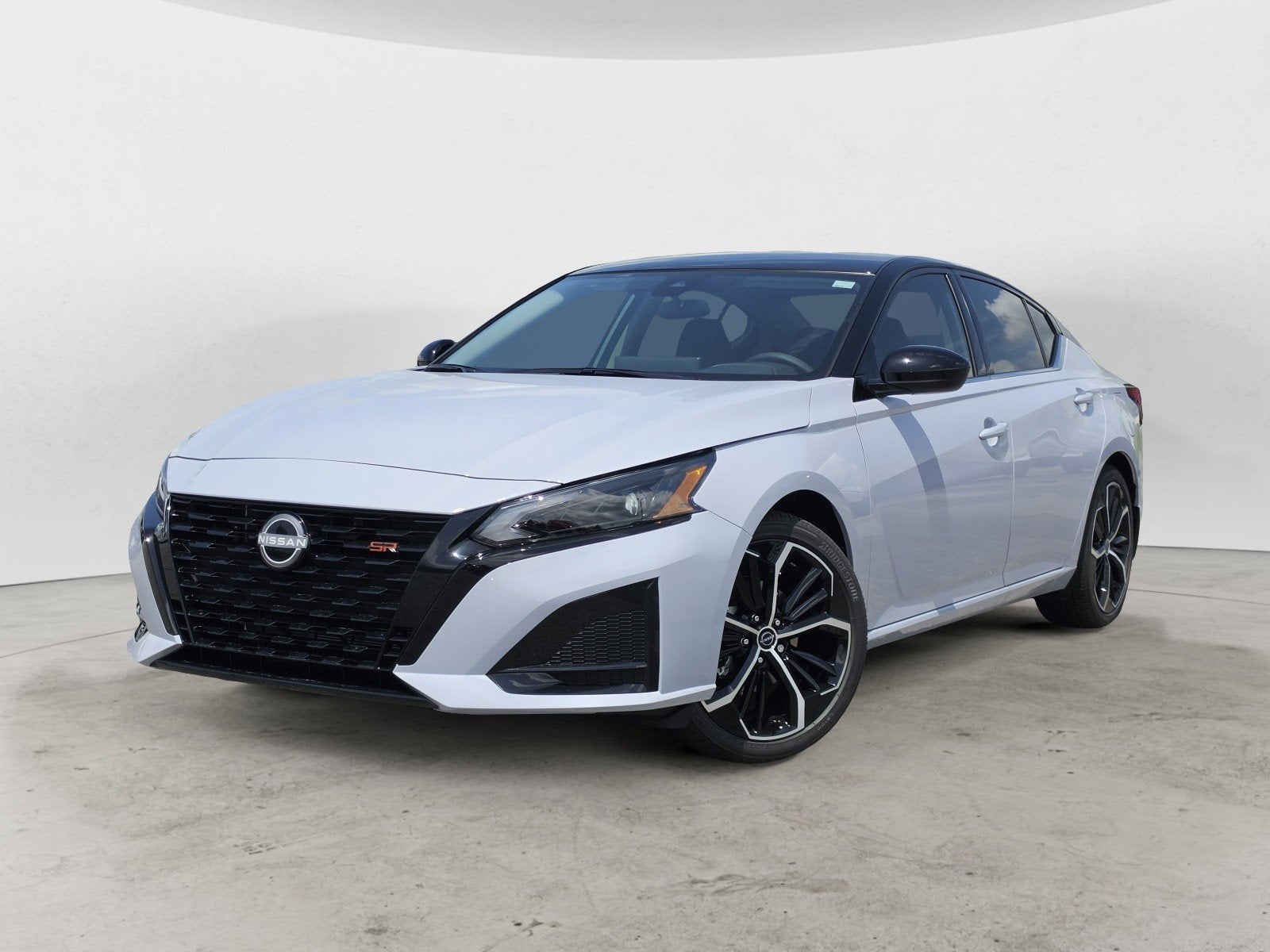 2026 Nissan Altima SR