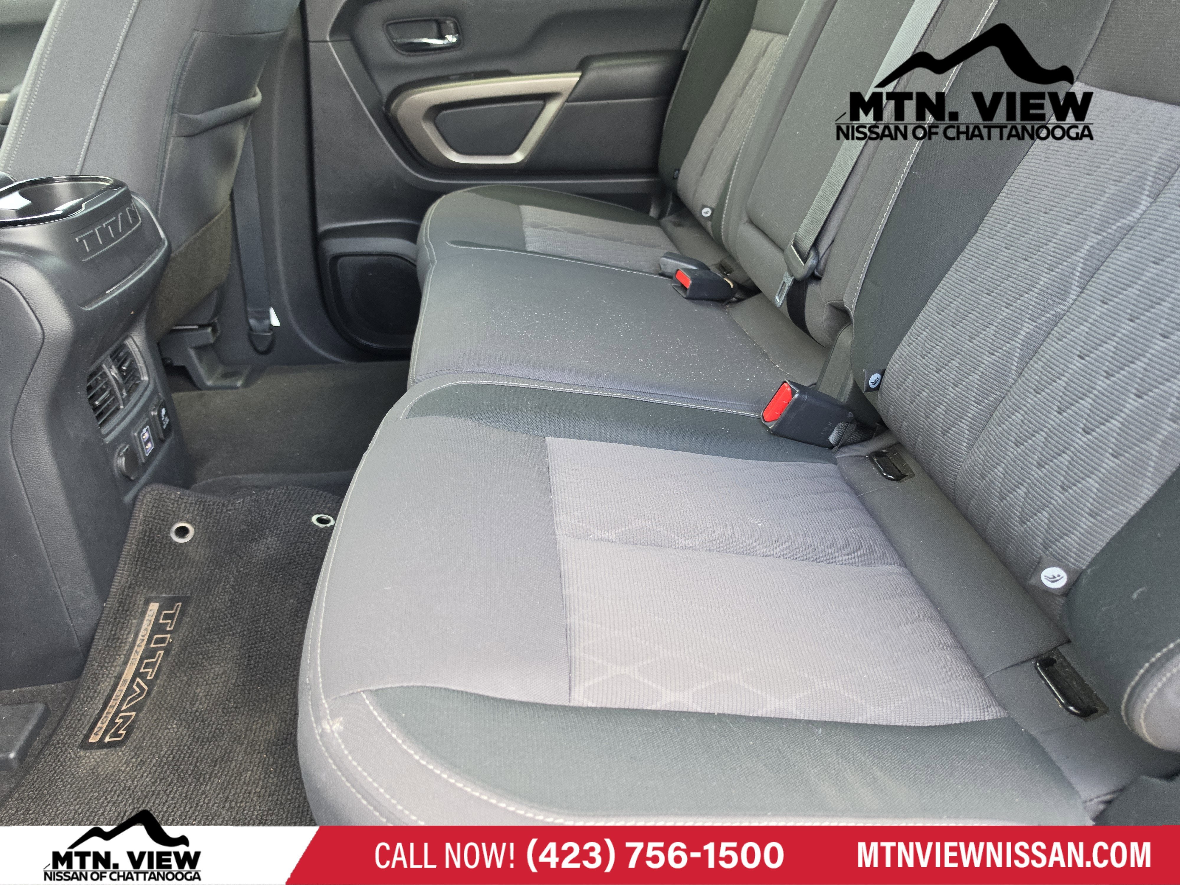 2024 Nissan Titan SV