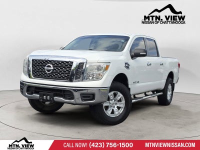 2017 Nissan Titan SV