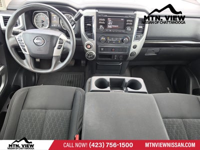 2017 Nissan Titan SV