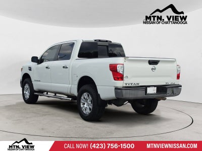 2017 Nissan Titan SV