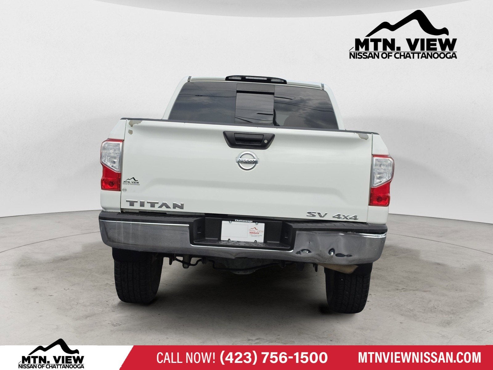 2017 Nissan Titan SV