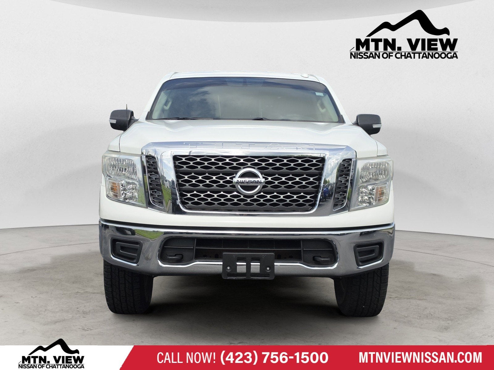 2017 Nissan Titan SV