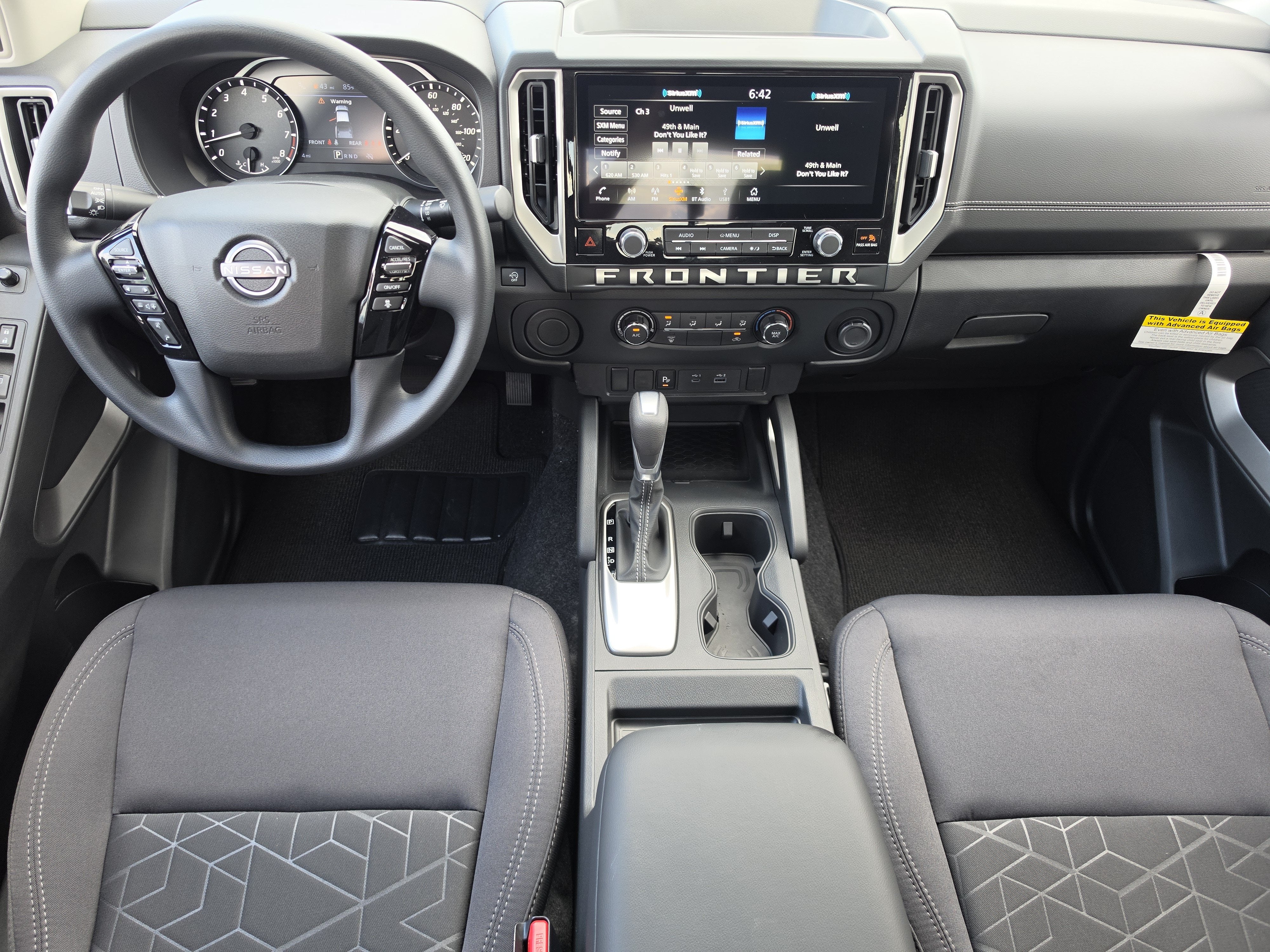 2027 Nissan Frontier SV
