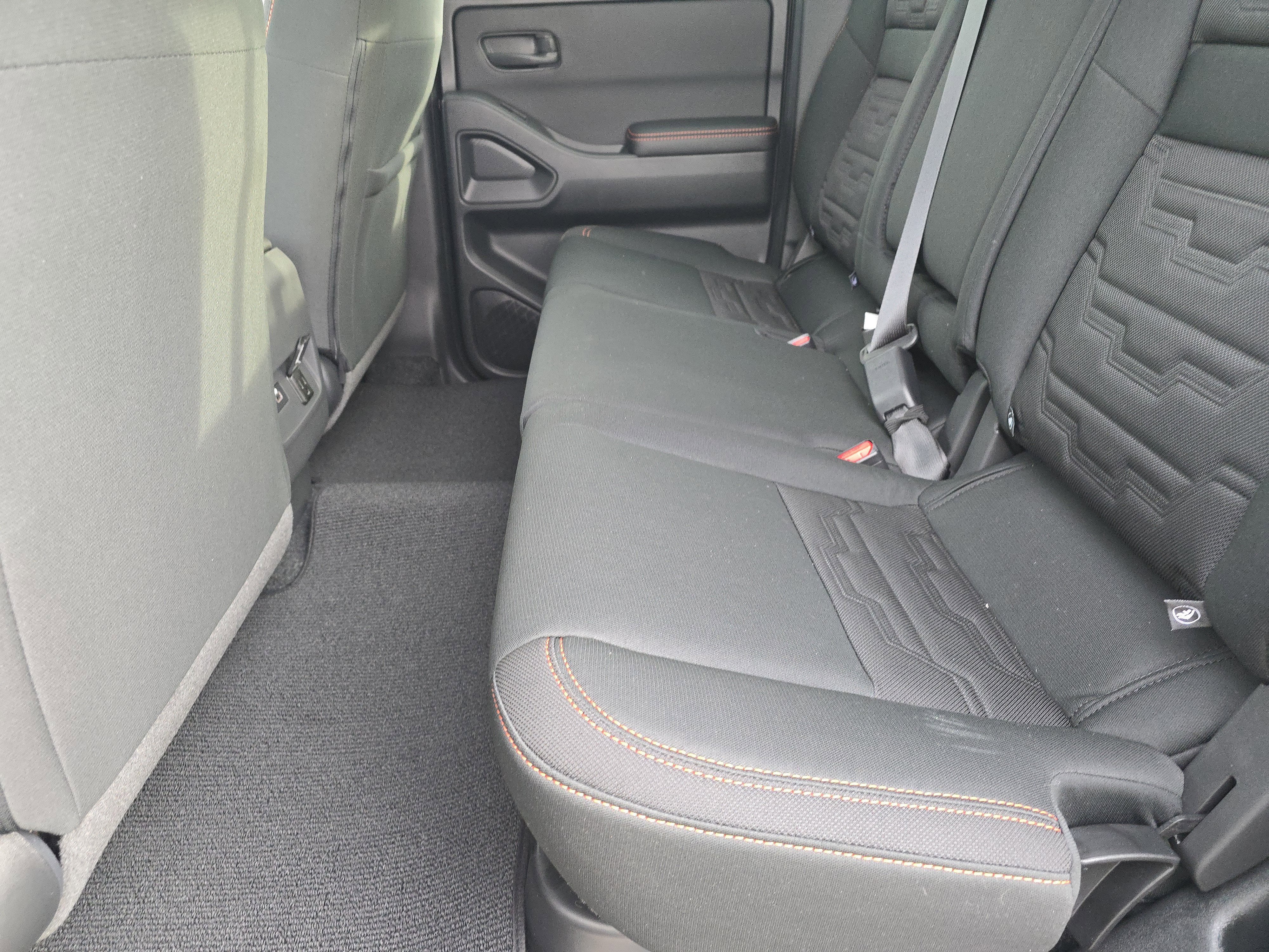 2026 Nissan Frontier PRO-4X w/R Package