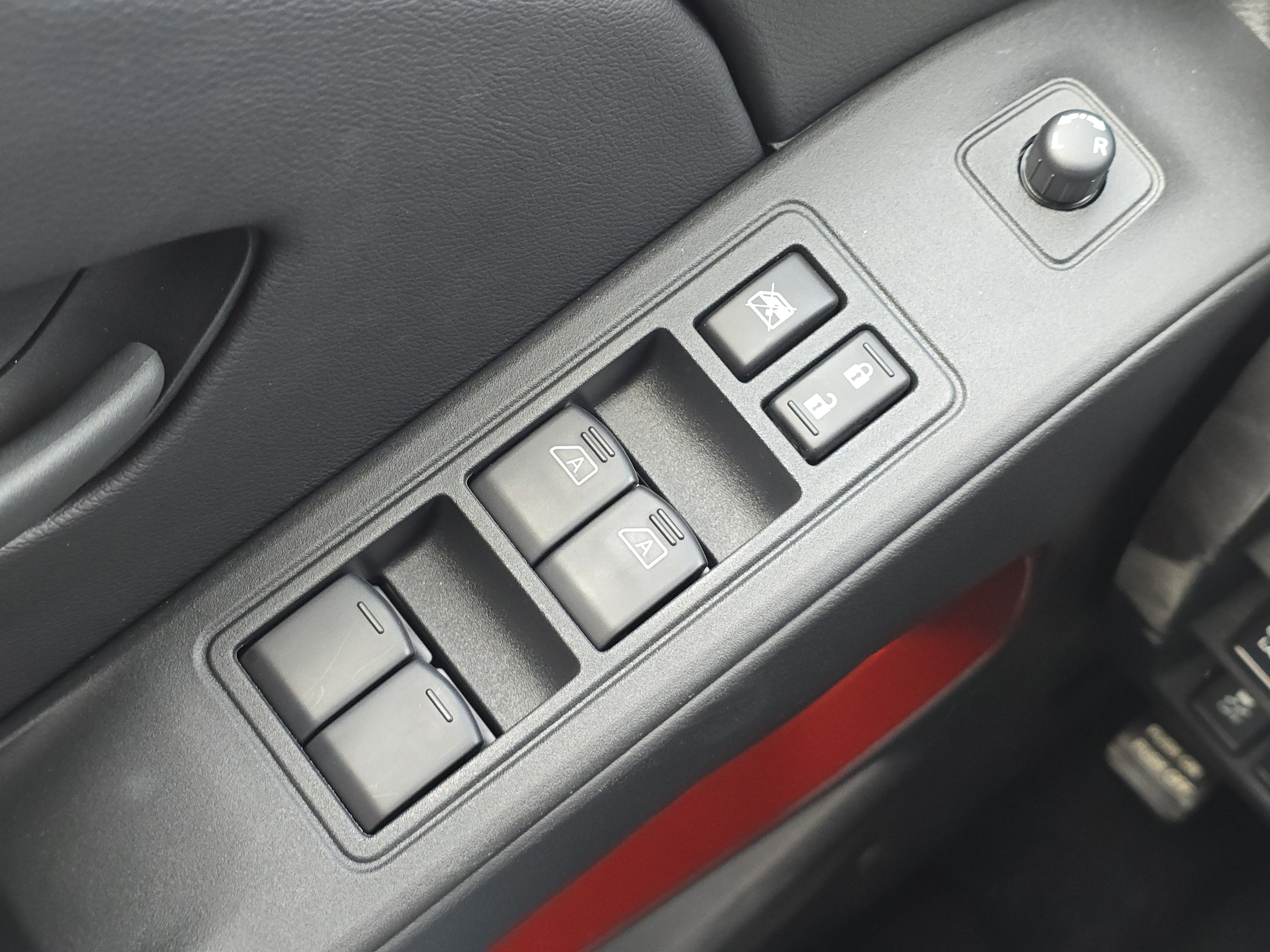 2026 Nissan Frontier PRO-4X w/R Package