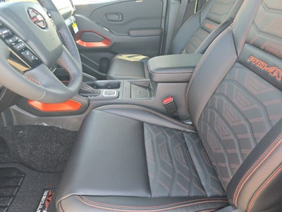 2026 Nissan Frontier PRO-4X w/R Package