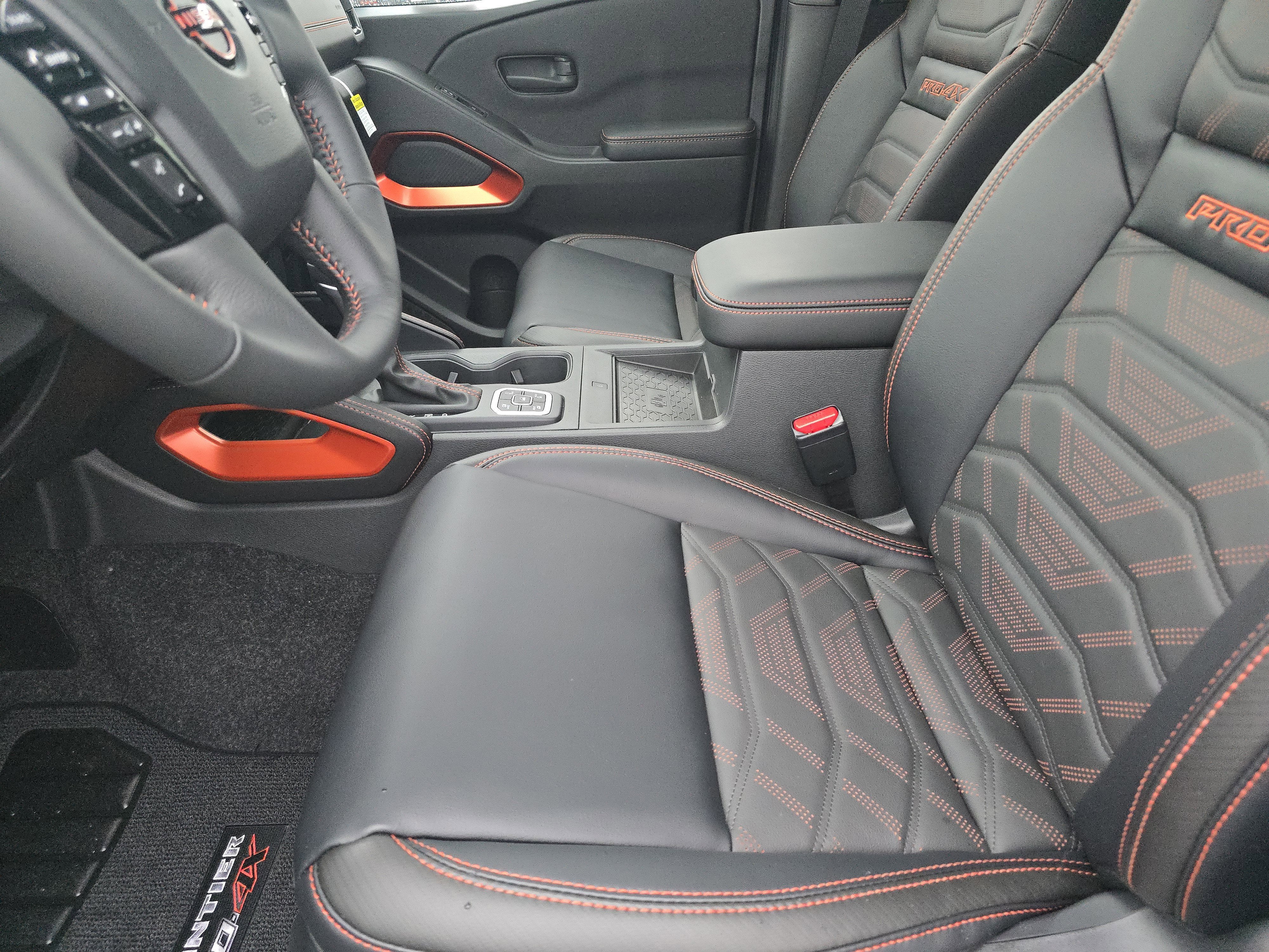 2026 Nissan Frontier PRO-4X w/R Package