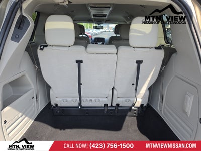 2013 Chrysler Town & Country Touring-L
