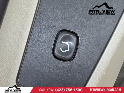 2013 Chrysler Town & Country Touring-L