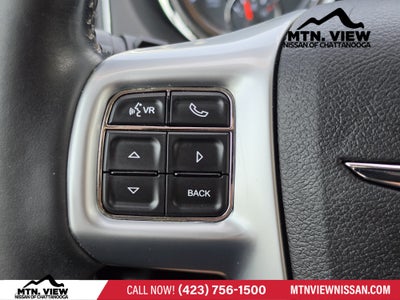 2013 Chrysler Town & Country Touring-L