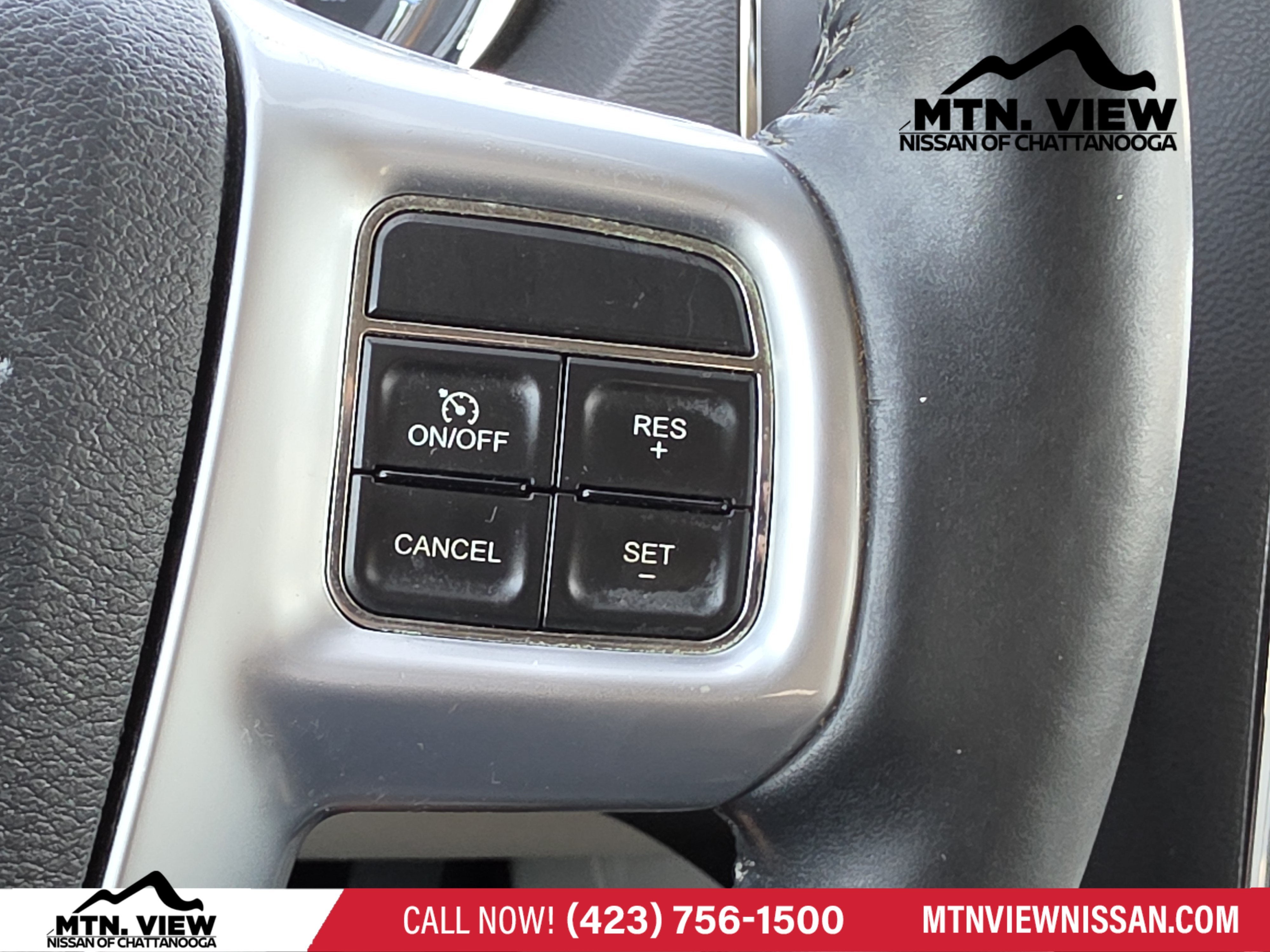 2013 Chrysler Town & Country Touring-L