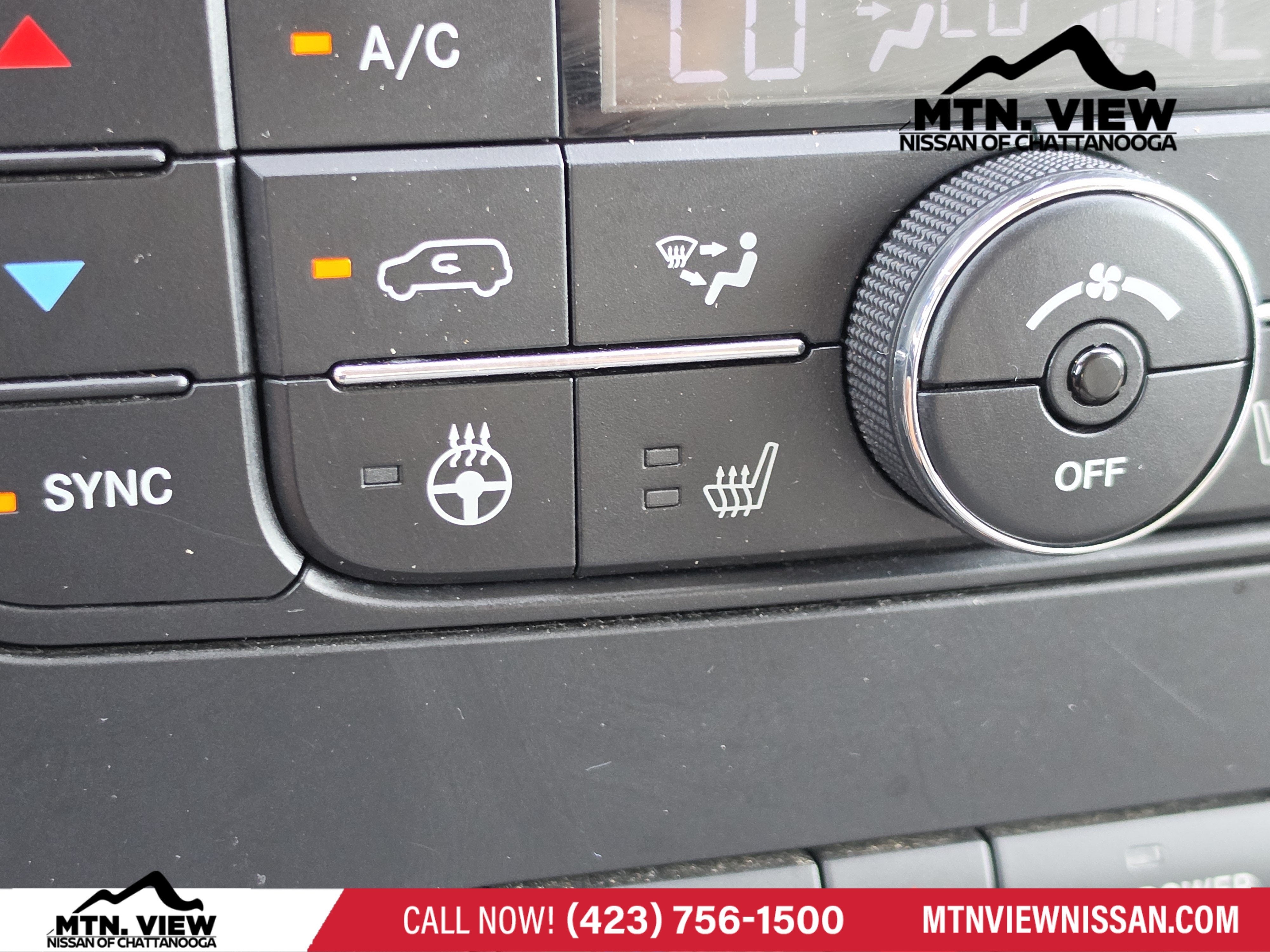 2013 Chrysler Town & Country Touring-L